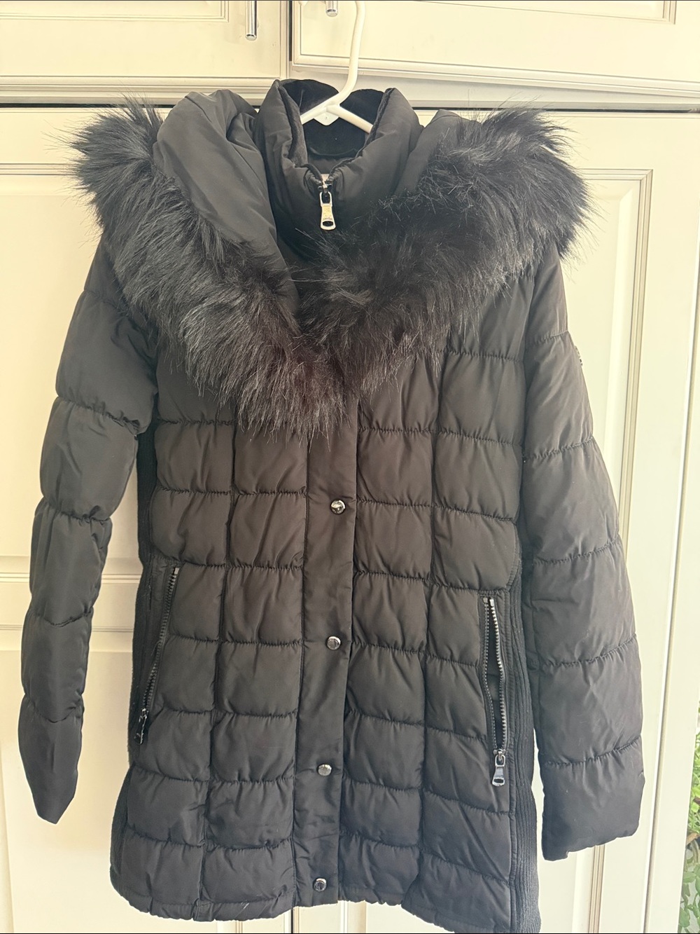 Women's Black Quilted Faux-Fur Trim Puffer Coat
